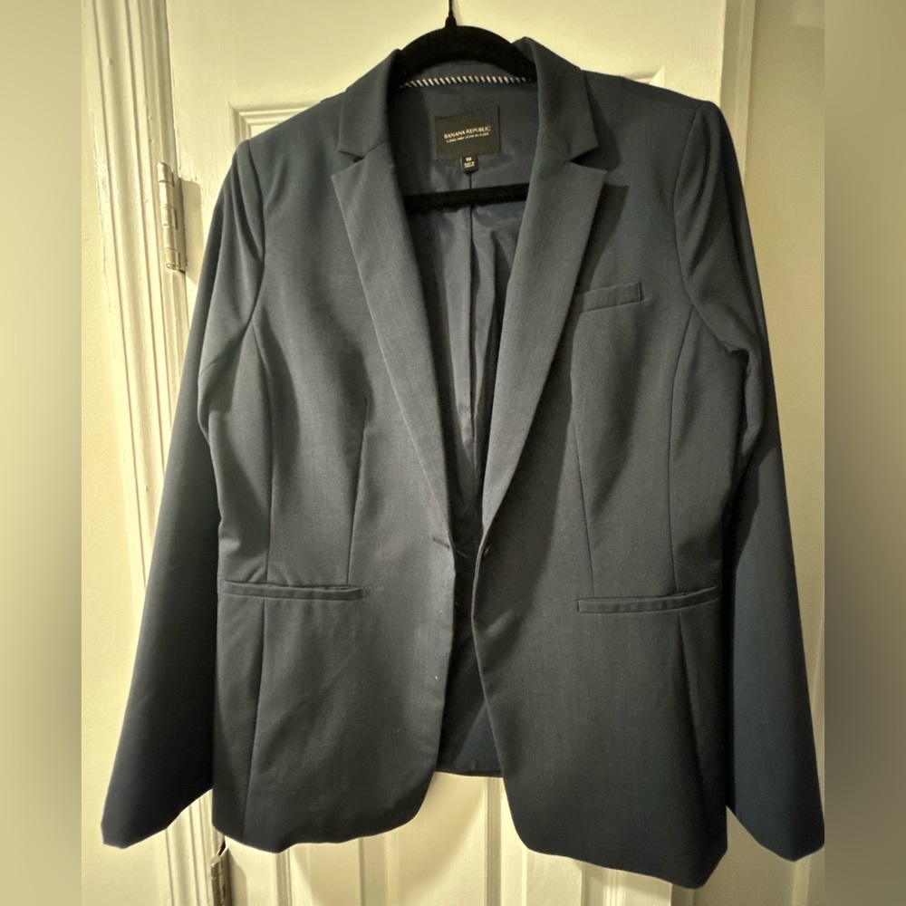 Banana Republic Women’s Long and Lean Blazer